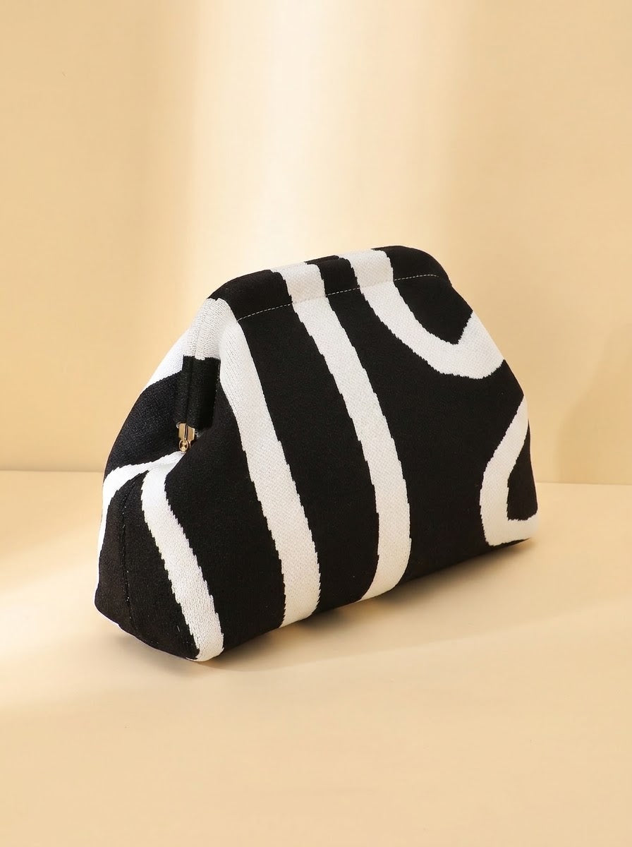 Black and white Graphic Stripe Knit Clutch, studio
