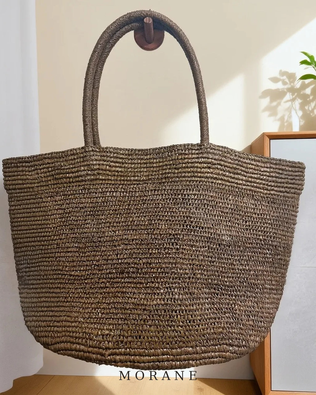 MORANE Large Handwoven Raffia Tote